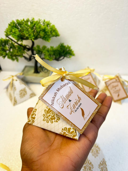 Nikkah Mubarak Gold Damask Personalised Pyramid Gift Box